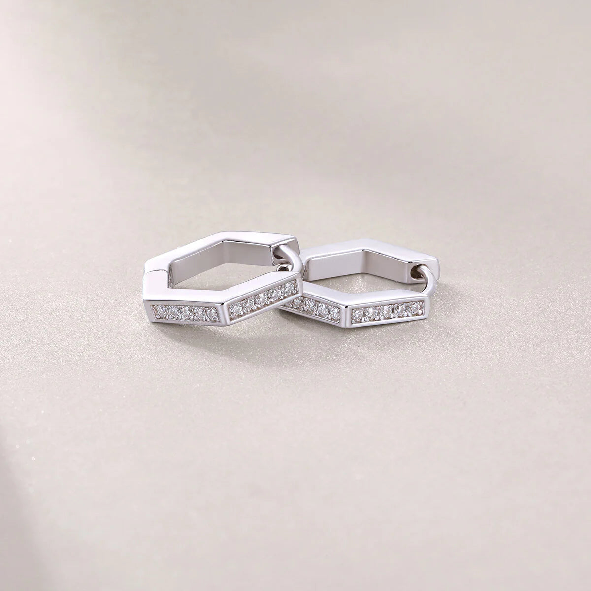Modern Sparkling Geometric Hoop Huggies Earrings-Unisex